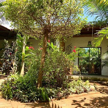 Casita Madame Hotel Puerto López Екстериор снимка