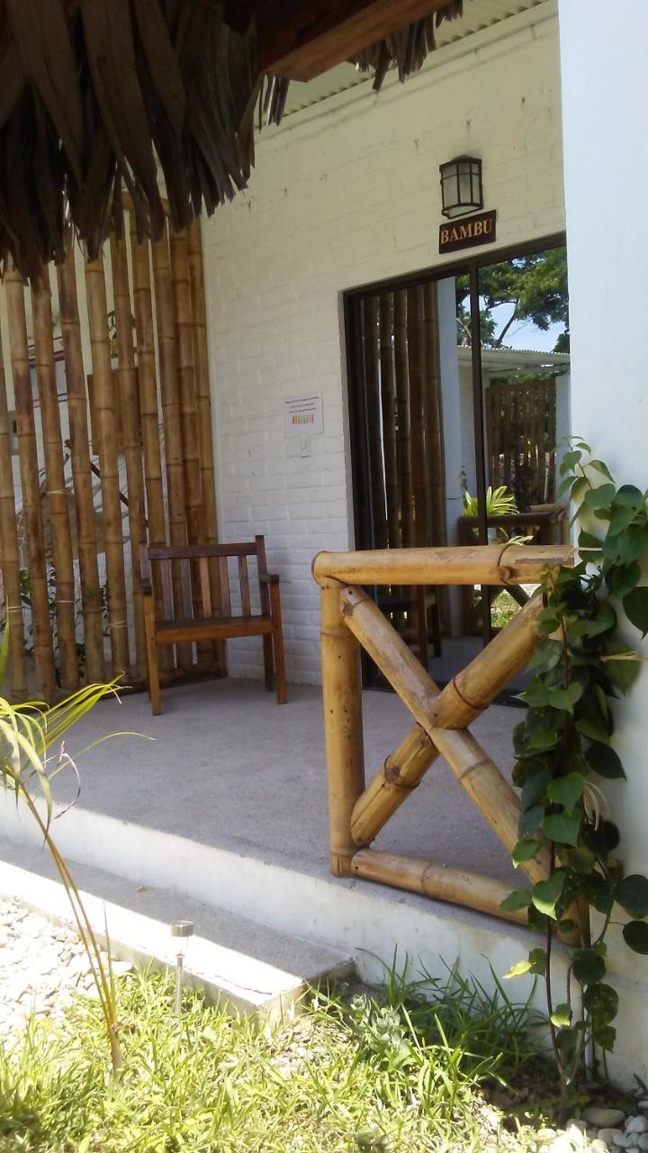Casita Madame Hotel Puerto López Екстериор снимка